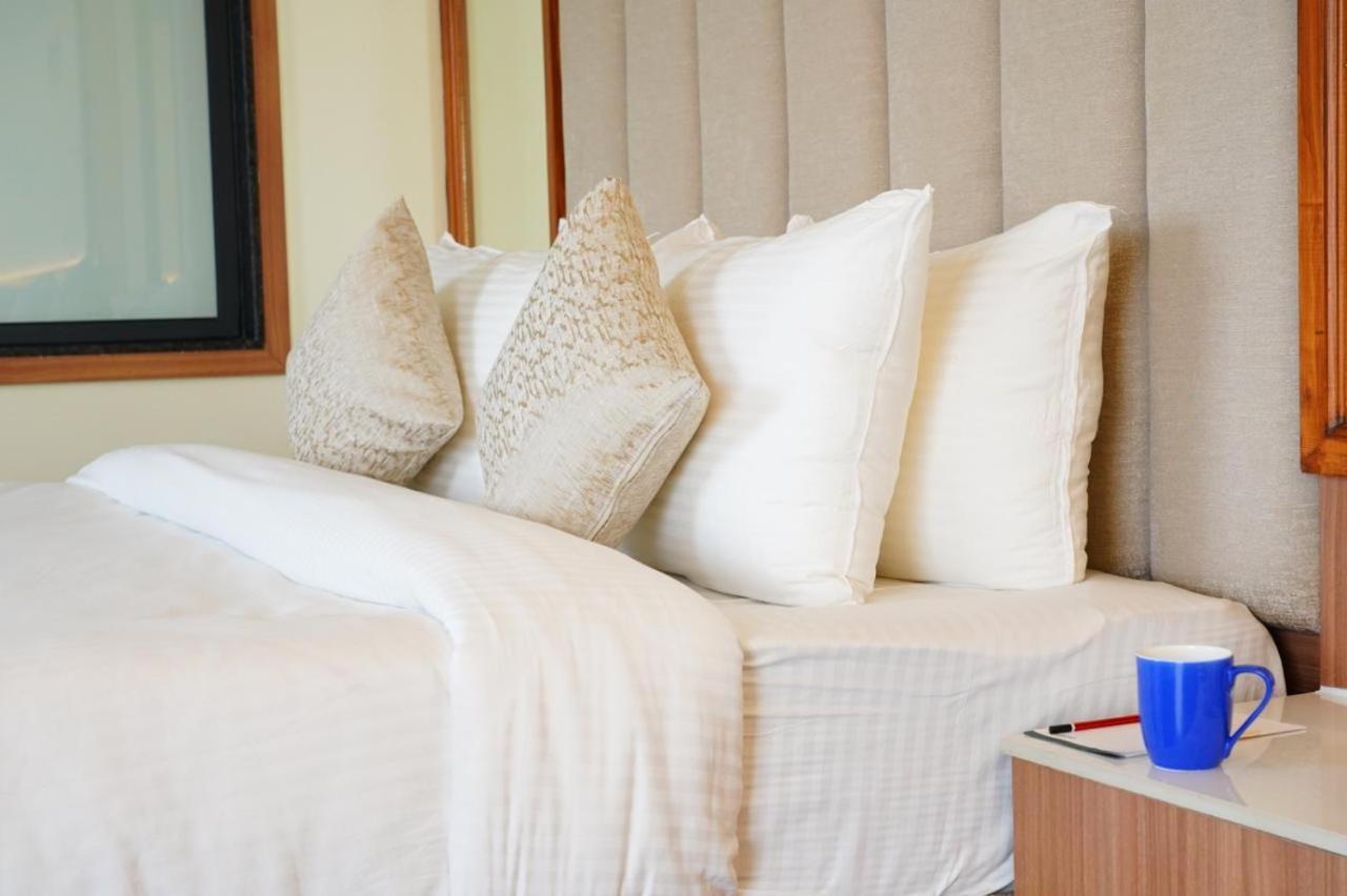 Cilantro Comfort Jaipur Ngoại thất bức ảnh