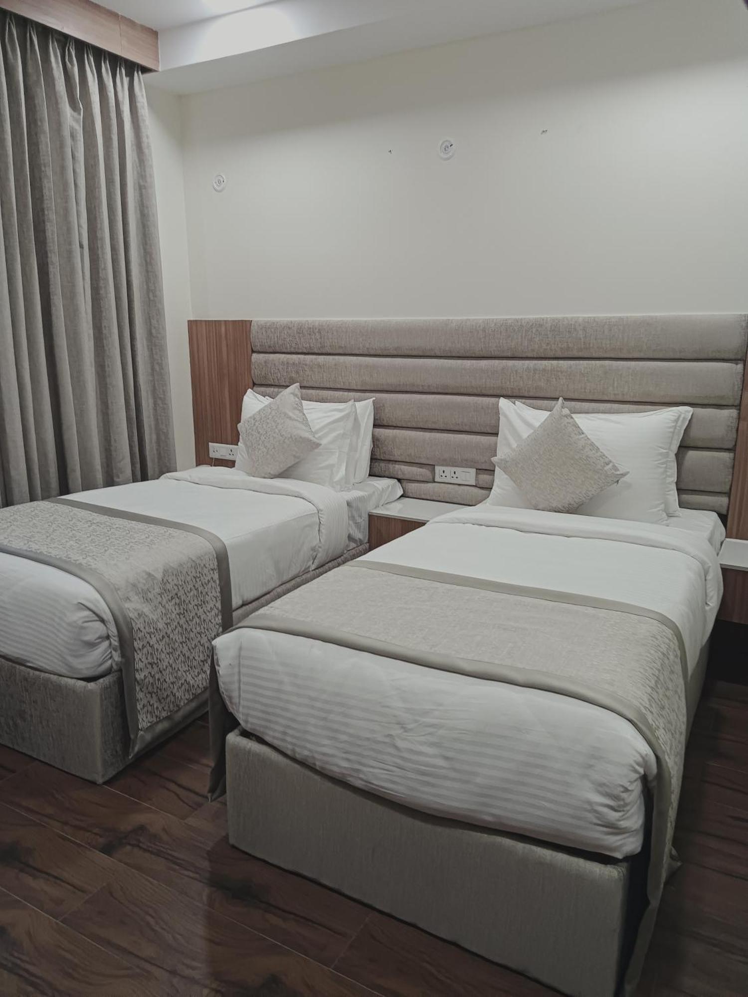 Cilantro Comfort Jaipur Ngoại thất bức ảnh