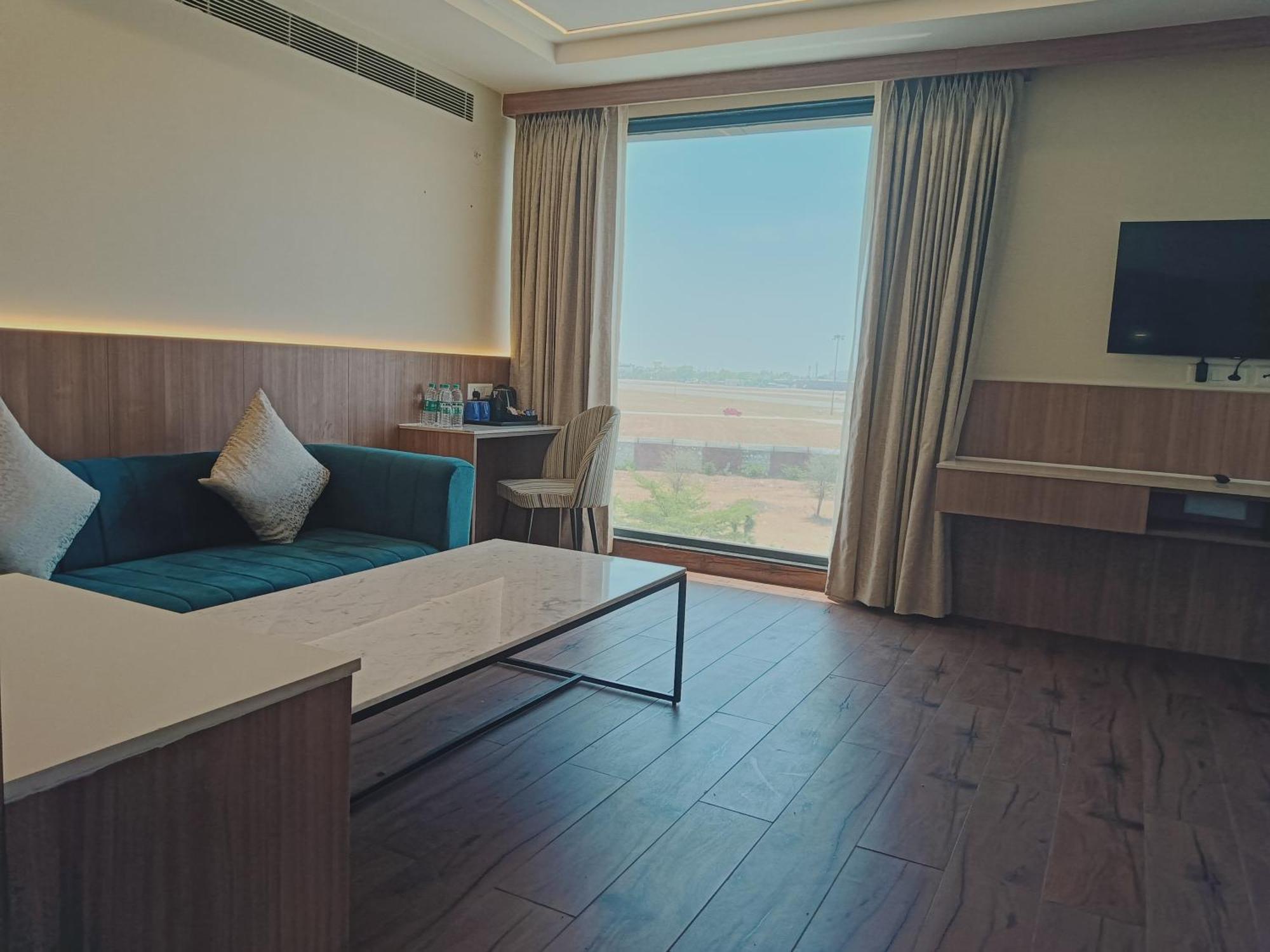 Cilantro Comfort Jaipur Ngoại thất bức ảnh